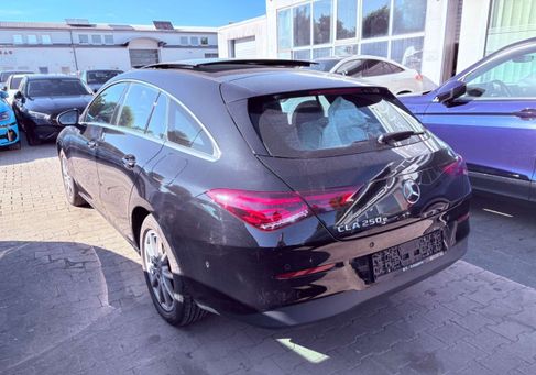 Mercedes-Benz CLA 250, 2022
