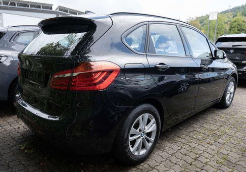BMW 218, 2018 3