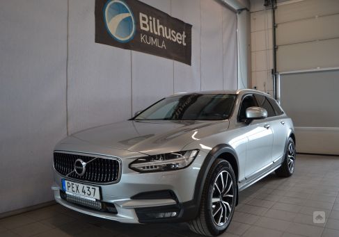 Volvo V90 Cross Country, 2017