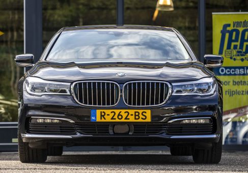 BMW 740, 2018