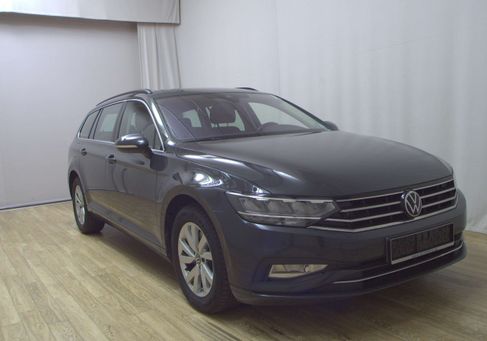 Volkswagen Passat, 2021