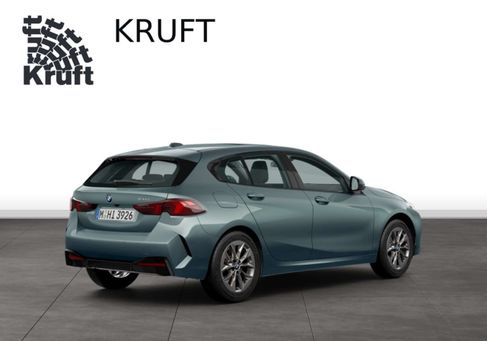 BMW 120, 2025 3