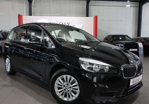 BMW 218, 2020