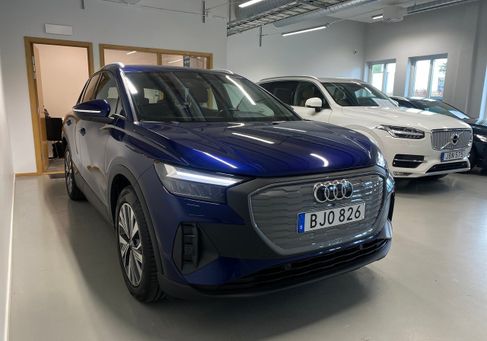Audi Q4, 2022