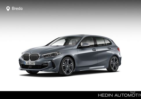 BMW 118, 2023