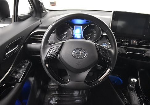 Toyota C-HR, 2018