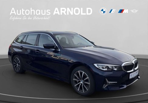 BMW 330, 2021