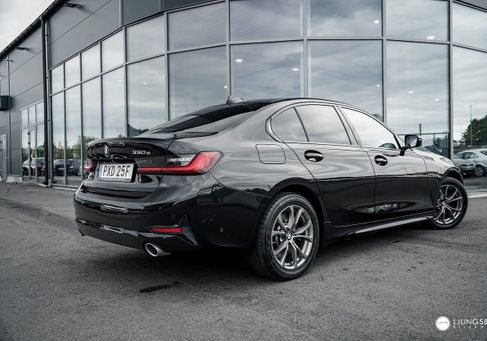 BMW 330, 2020 2
