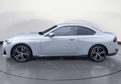 BMW 220, 2022 3