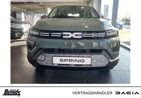 Dacia Spring, 2024