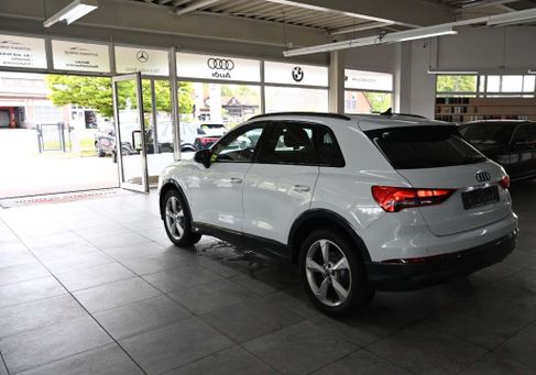Audi Q3, 2022