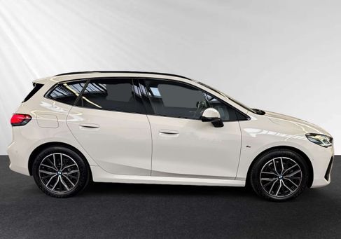 BMW 220, 2022 2