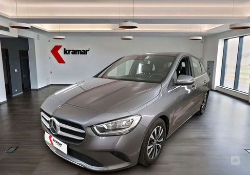 Mercedes-Benz B 180, 2021