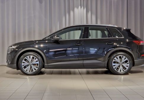Audi Q4, 2023