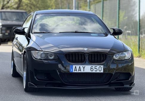 BMW 325, 2007