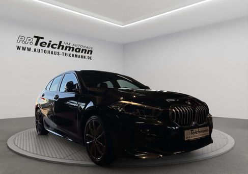 BMW 120, 2023