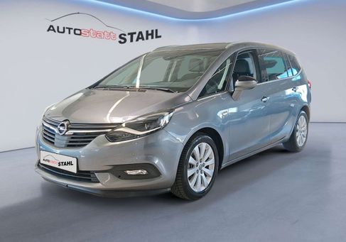 Opel Zafira, 2017