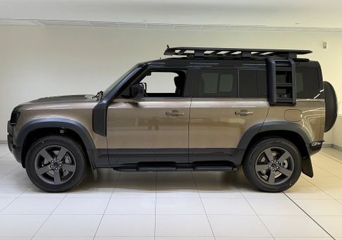 Land Rover Defender, 2026