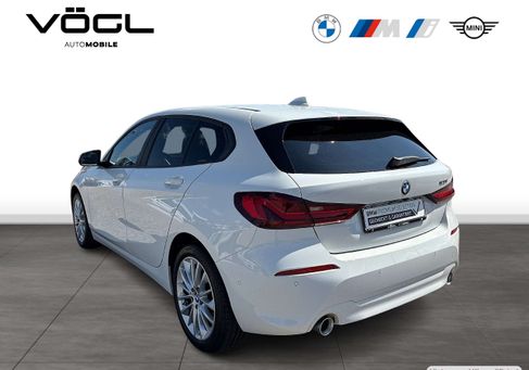 BMW 120, 2024