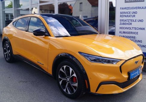 Ford Mustang Mach-E, 2022