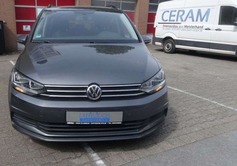 Volkswagen Touran, 2018 2