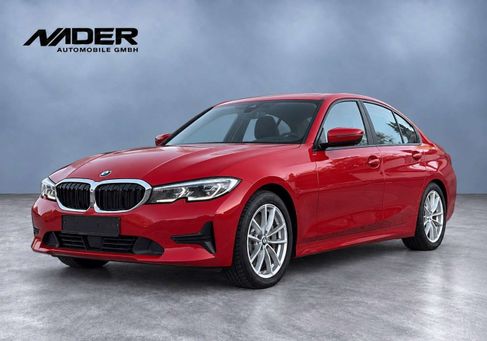 BMW 330, 2021 2