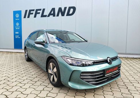 Volkswagen Passat Variant, 2024 3
