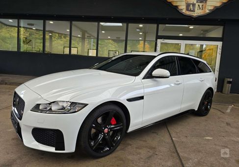 Jaguar XF, 2017