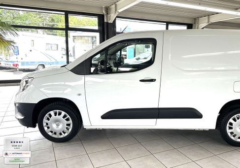 Opel Combo, 2022