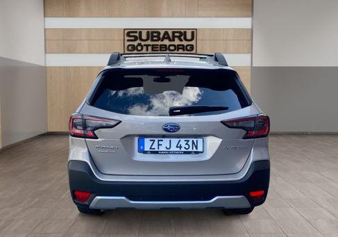 Subaru OUTBACK, 2025