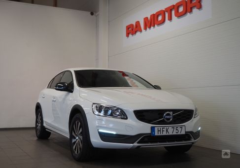 Volvo S60 Cross Country, 2018