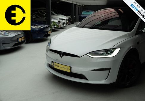 Tesla Model X, 2023 3
