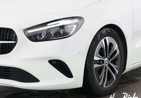 Mercedes-Benz B 180, 2025 3