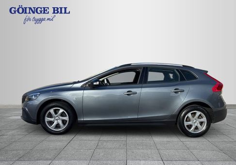 Volvo V40 Cross Country, 2018 3