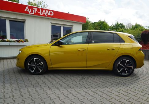 Opel Astra, 2022