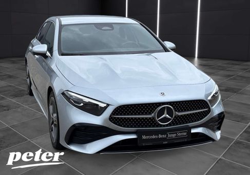 Mercedes-Benz A 180, 2025