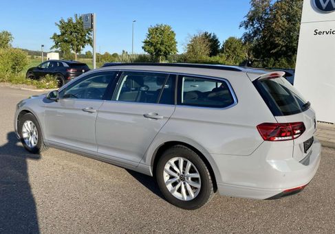 Volkswagen Passat Variant, 2023 3