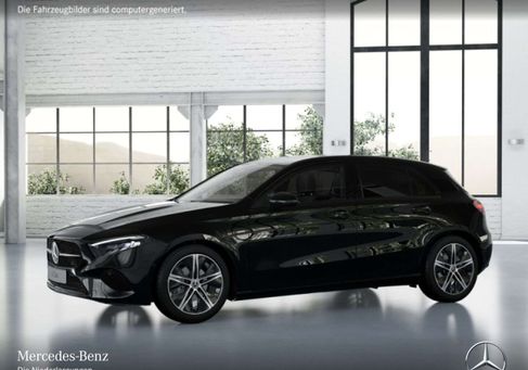 Mercedes-Benz A 180, 2026