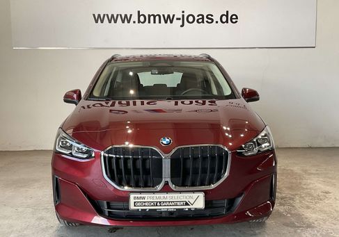 BMW 220, 2025 2