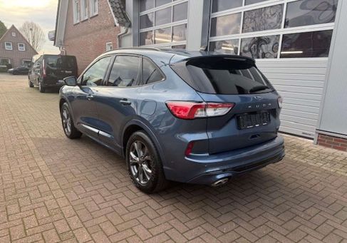 Ford Kuga, 2021