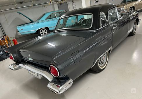 Ford Thunderbird, 1957