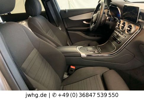 Mercedes-Benz GLC 300, 2021