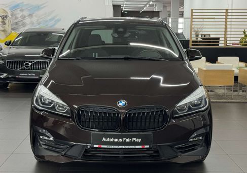BMW 218, 2018 2