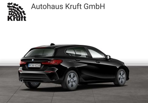BMW 118, 2023
