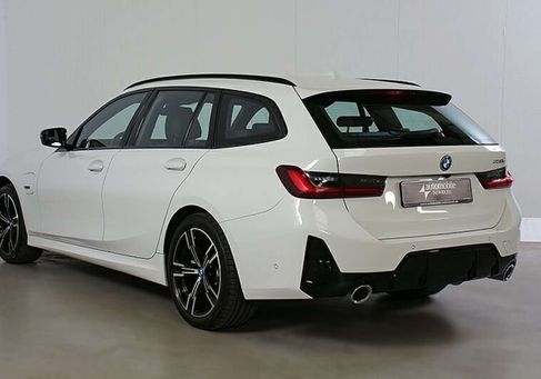 BMW 330, 2023 3