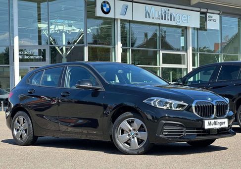 BMW 118, 2023