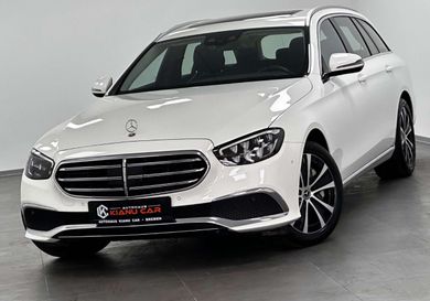 Mercedes-Benz E 300, 2022