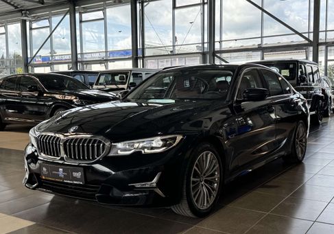BMW 330, 2022 3