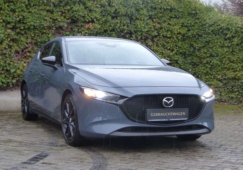 Mazda 3, 2025