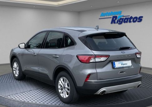 Ford Kuga, 2022